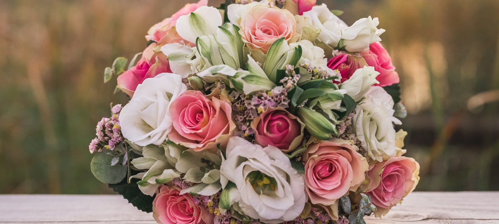 Wedding Flowers in South Africa: What's in Season and What It Costs